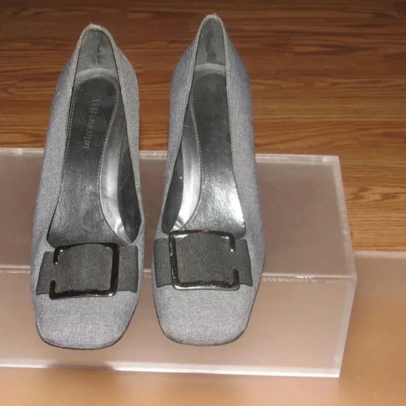 ETIENNE AIGNER Clara Gray Fabric Black Bow Block Heels Pumps Shoes Size 8M - Picture 2 of 6